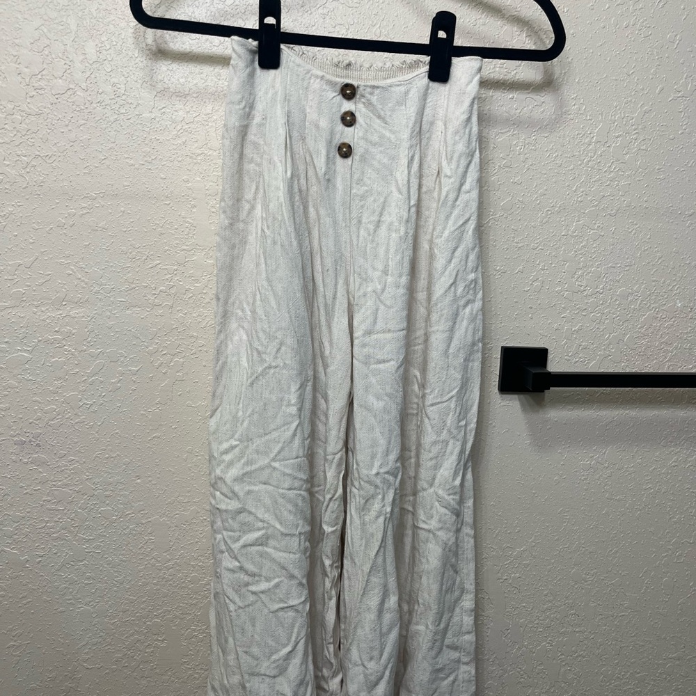 Sienna Sky Off White High-Waist Wide Leg Button-Front Capris